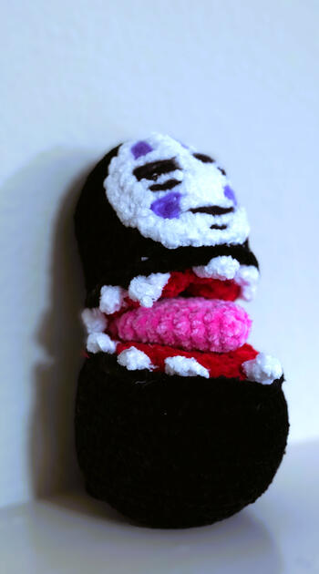 No Face mouth open
